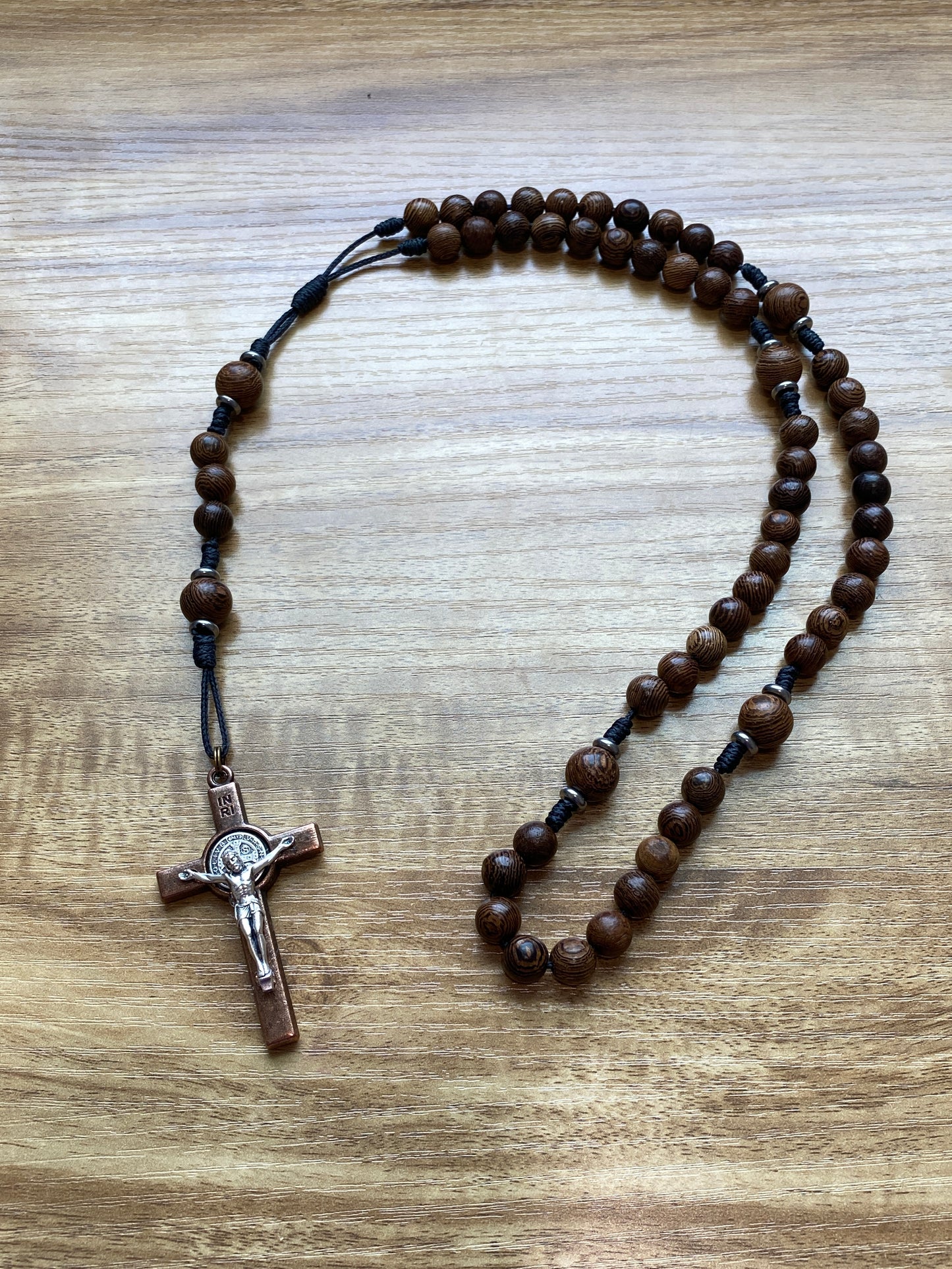 Kevlar cord - Black Cord and Wood Beads