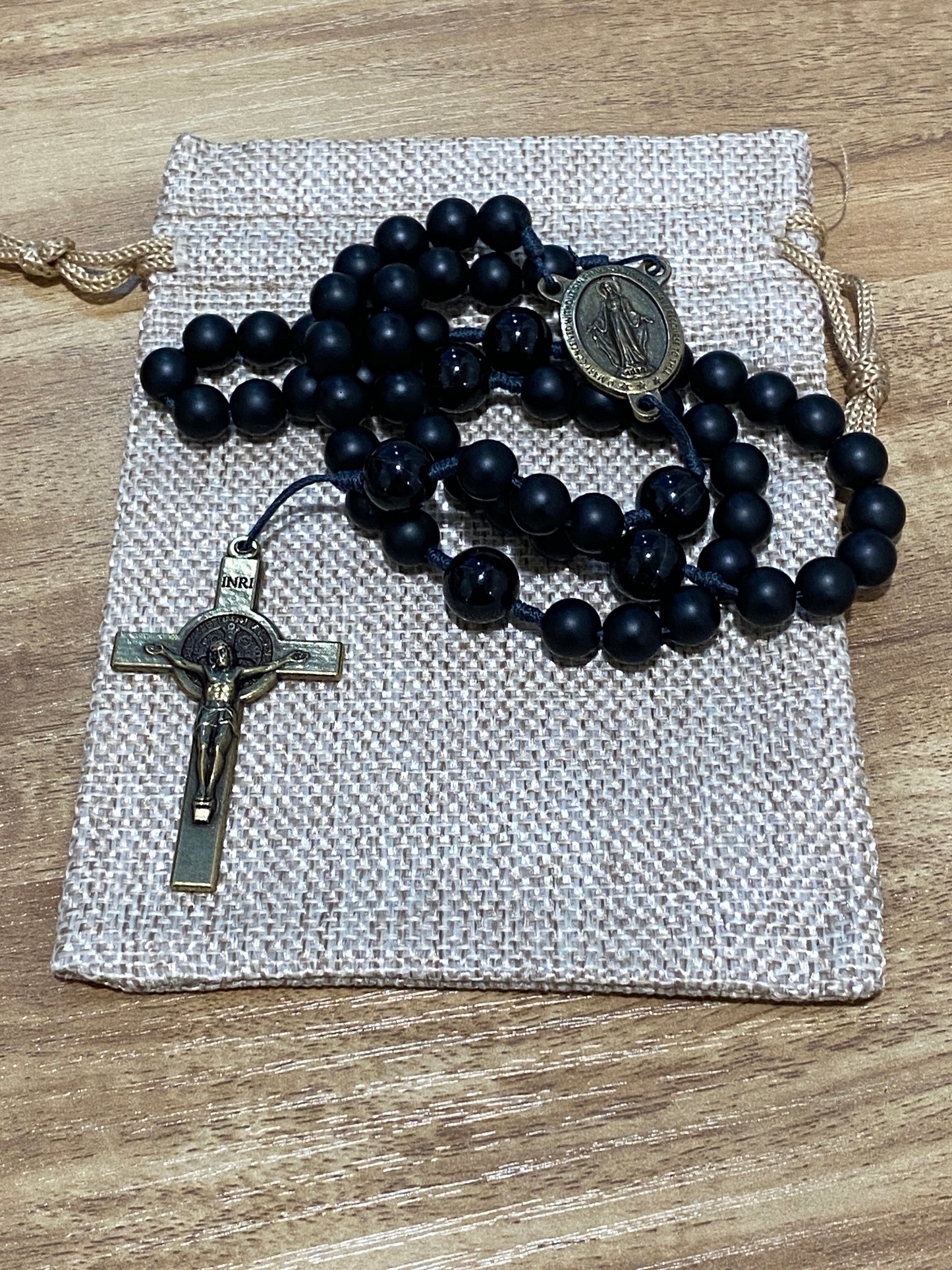 Kevlar cord - Miraculous Medal - Black Cord and Onyx Beads