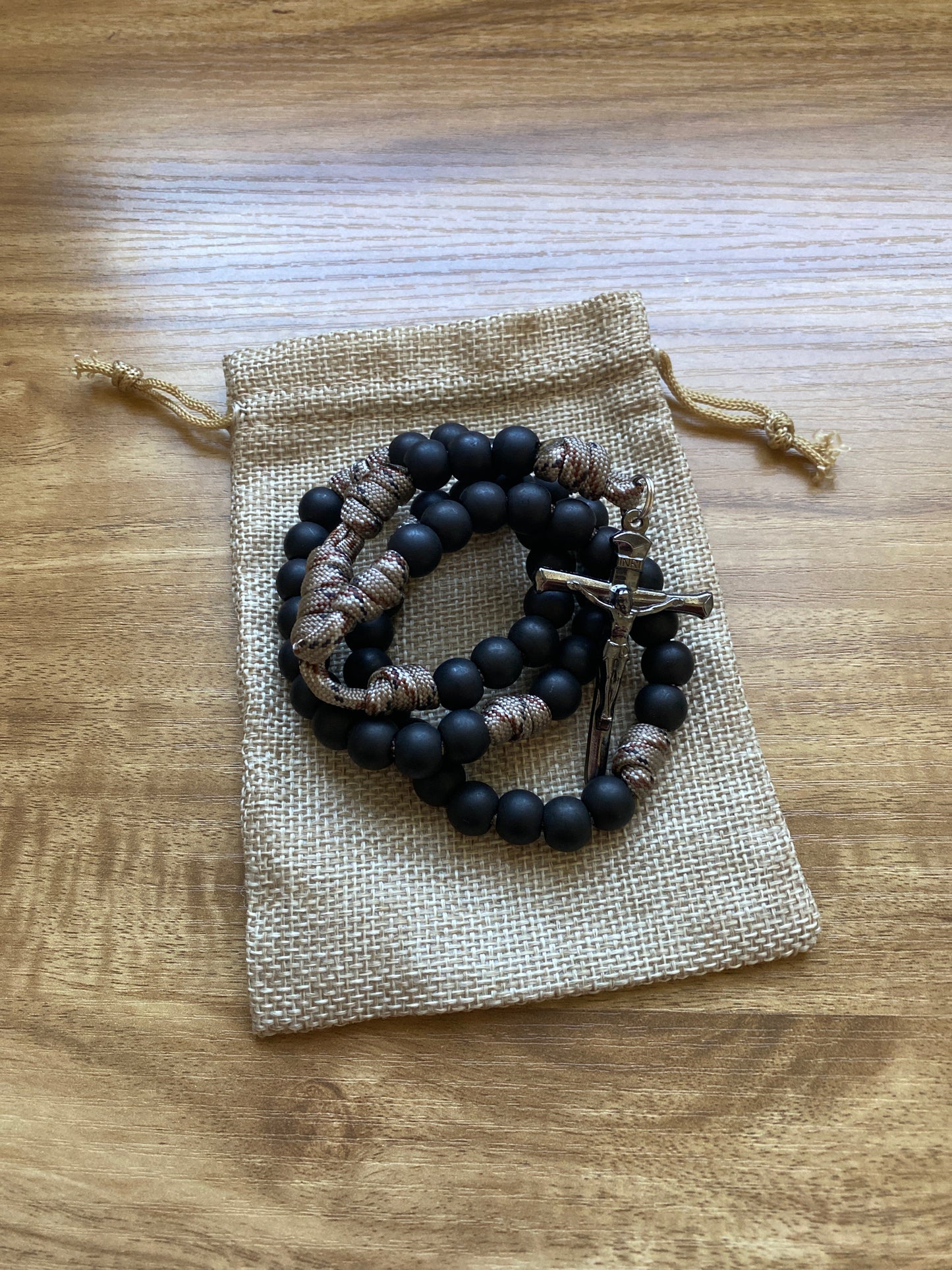 Paracord Rosary - Desert Camo and black beads - acrylic beads
