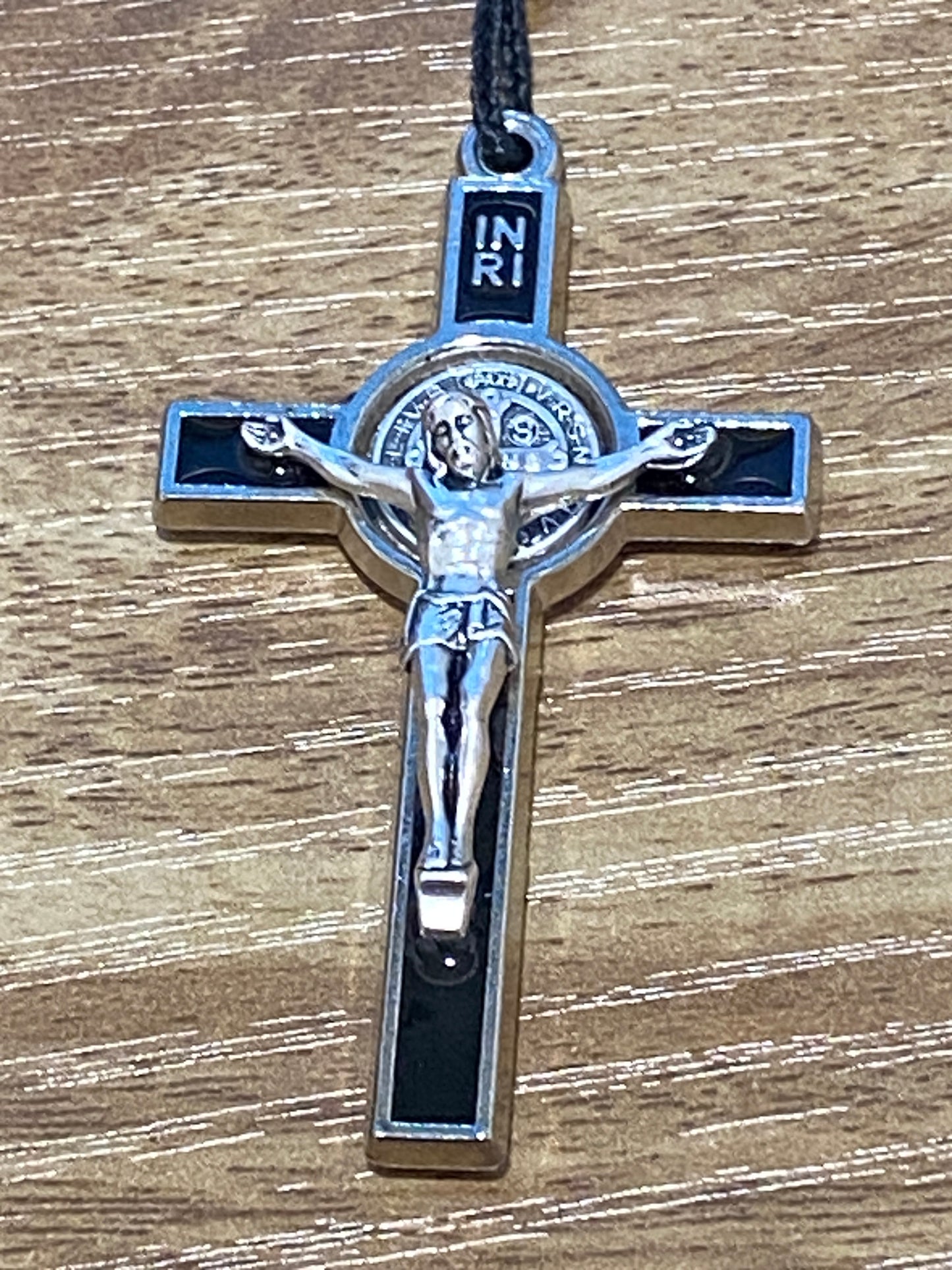 Kevlar cord - Miraculous Medal - Black Cord and Wood Beads
