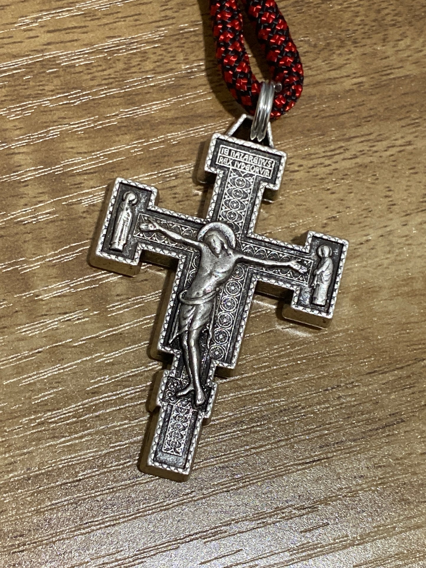 Single Decade Paracord Pocket Rosary - Red and Black Cord