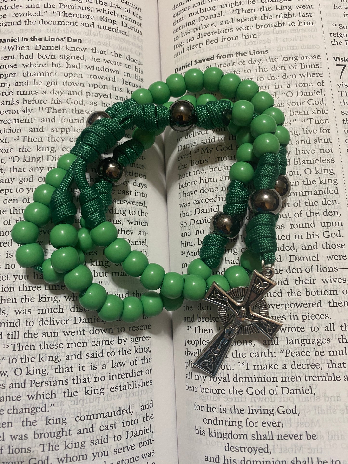 Paracord Rosary - Green cord and green beads - acrylic beads