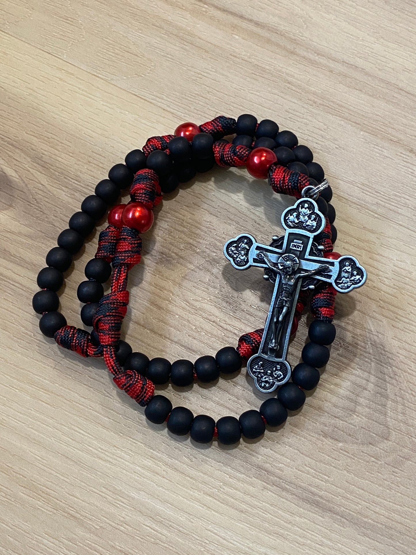 Paracord Rosary - Red and Black and Matte Black Beads - acrylic beads