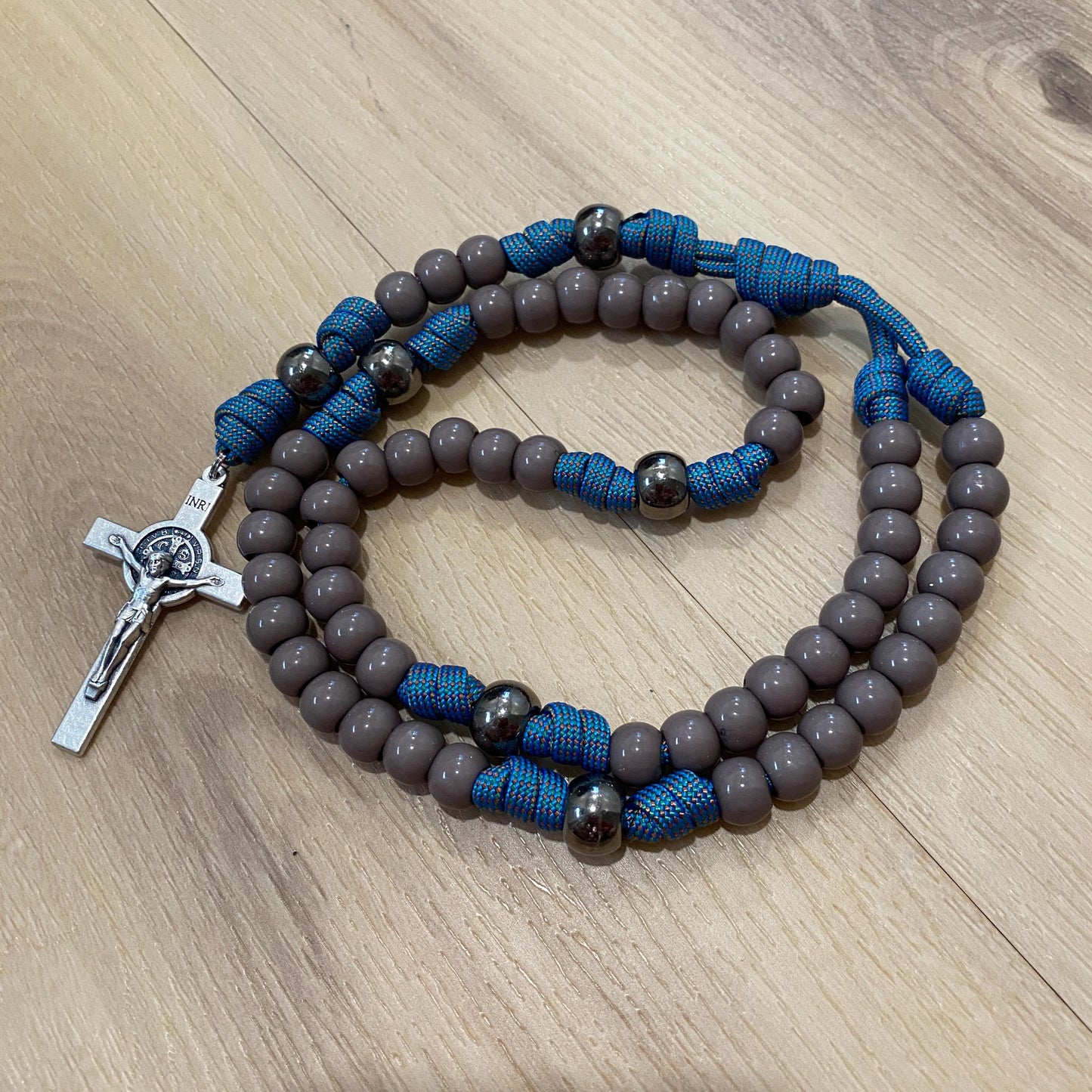 Paracord Rosary - Multi color blue and grey beads - acrylic beads