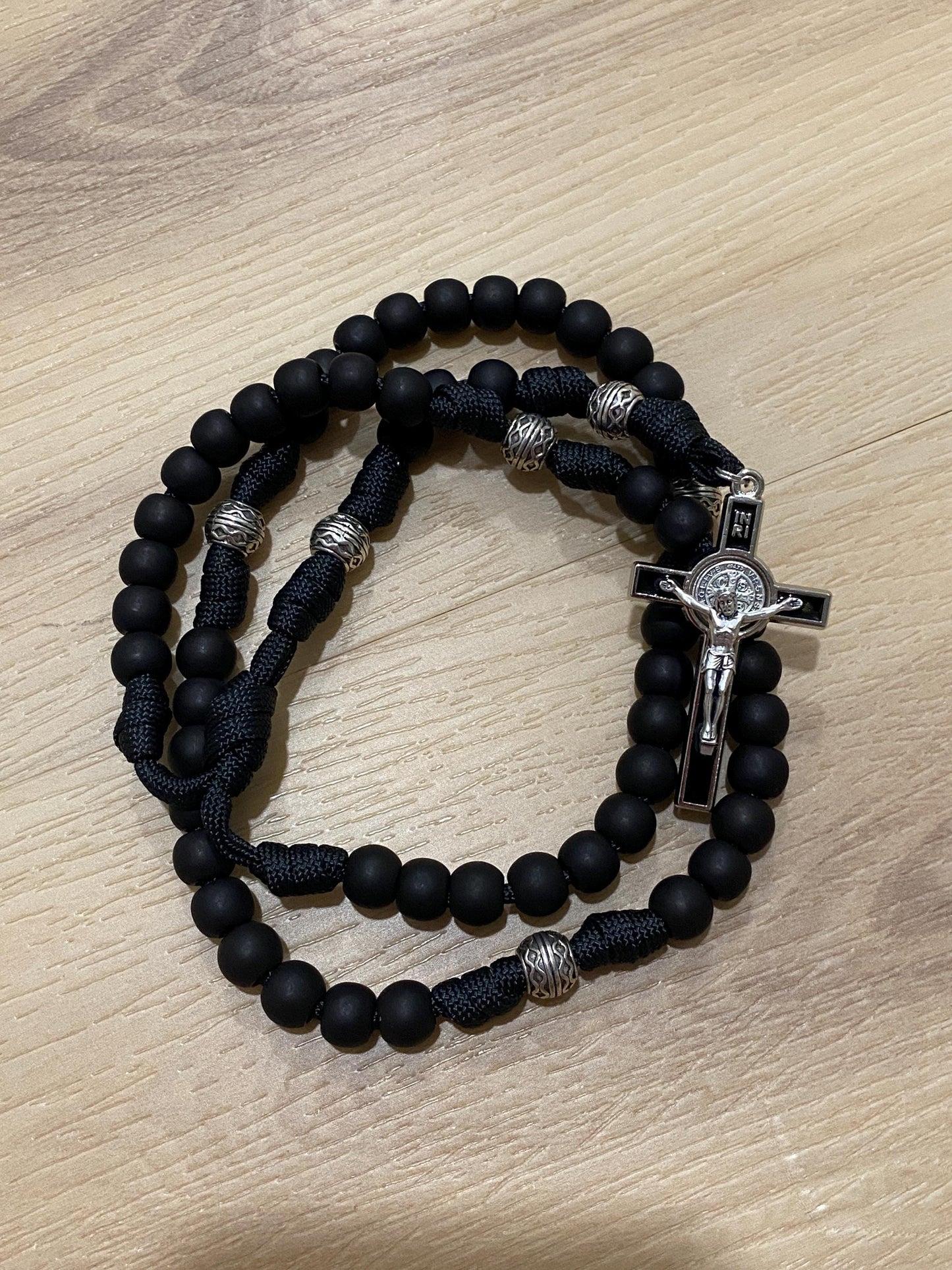 Paracord Rosary - Black and black beads - acrylic beads